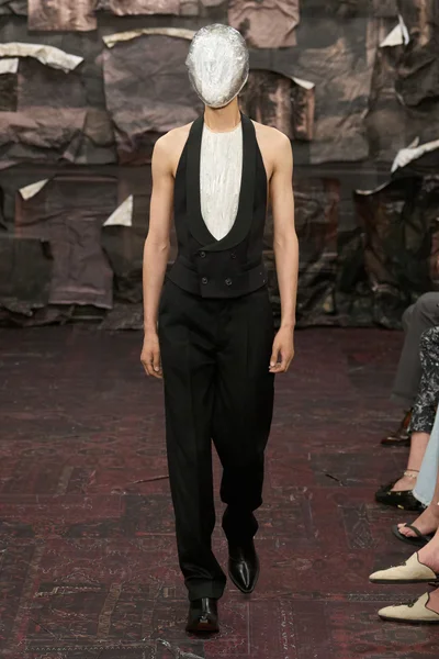Look 6